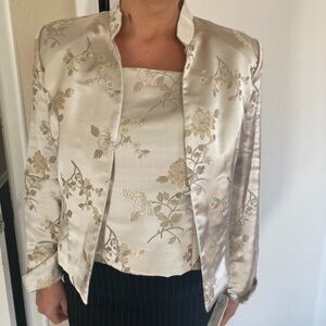 Jeffrey & Dara 2 Piece Set Champagne Satin Jaquard Embroidered Floral Women’s 6